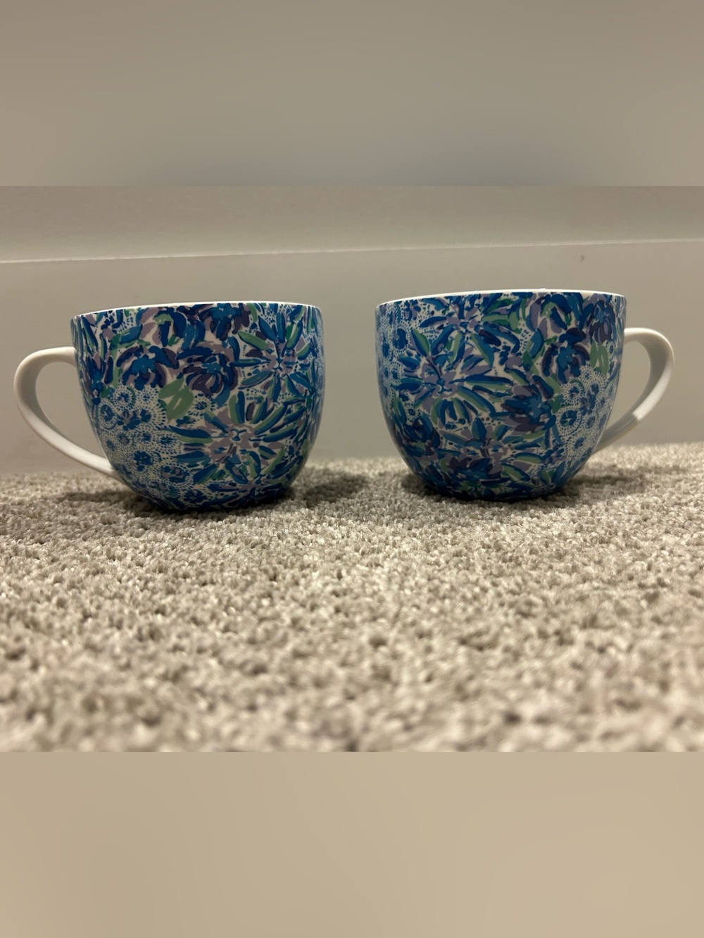 Lilly Pulitzer blue floral set of two mugs
